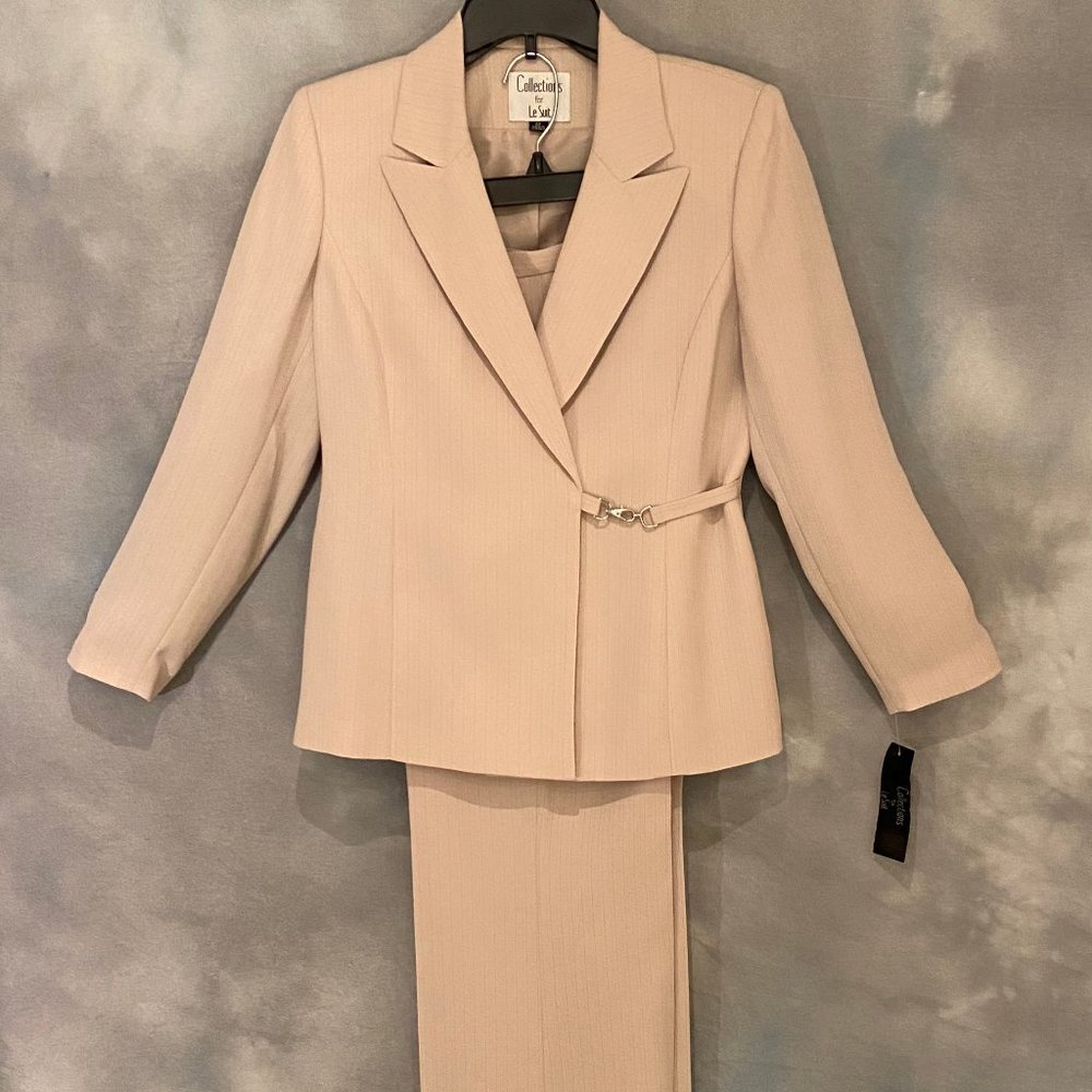 Women’s Le Suit 2 Piece Pant Suit